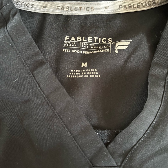 Fabletics scrub top - Picture 2 of 2
